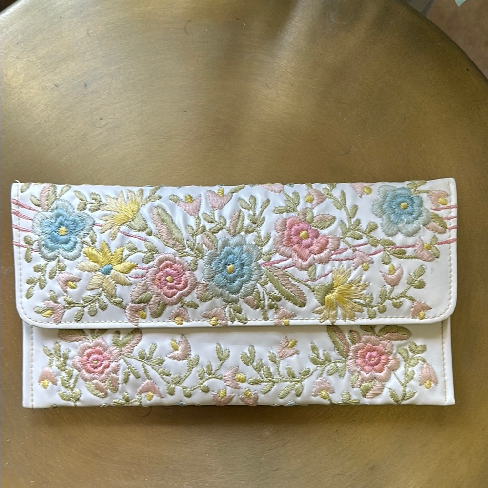 Vintage Floral Embroidered Clutch - White, Pink, Blue